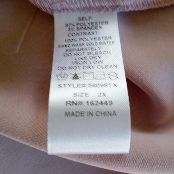 Romantic Cottage Core Poofy Sleeves Rose Top - Picture 4 of 4